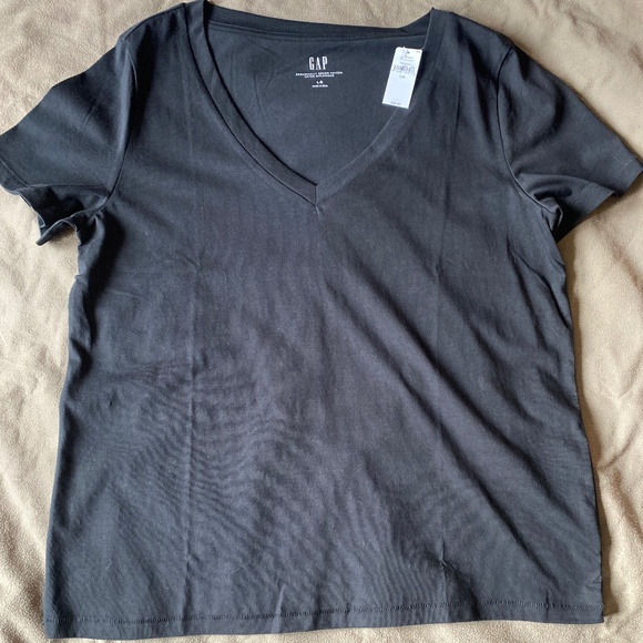 Organic cotton V-neck t shirt - Picture 1 of 3